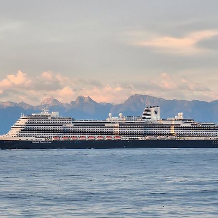Ocean'S Edge Suite Campbell River Eksteriør bilde